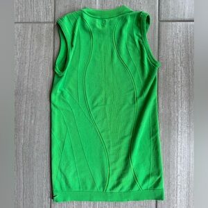 WOMENS NIKE TANK SZ SMALL